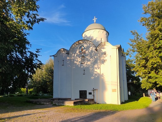 Изображение галереи