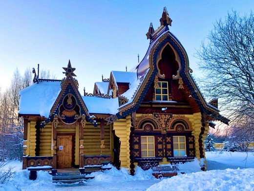 Новый год в Александрове (автобус + электричка, 2 дня)