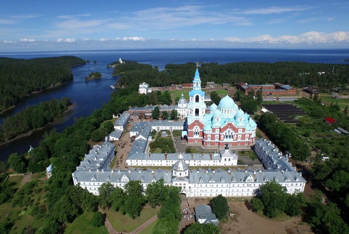 К святым крепостям Севера ( 3 дня, ж/д + автобус)