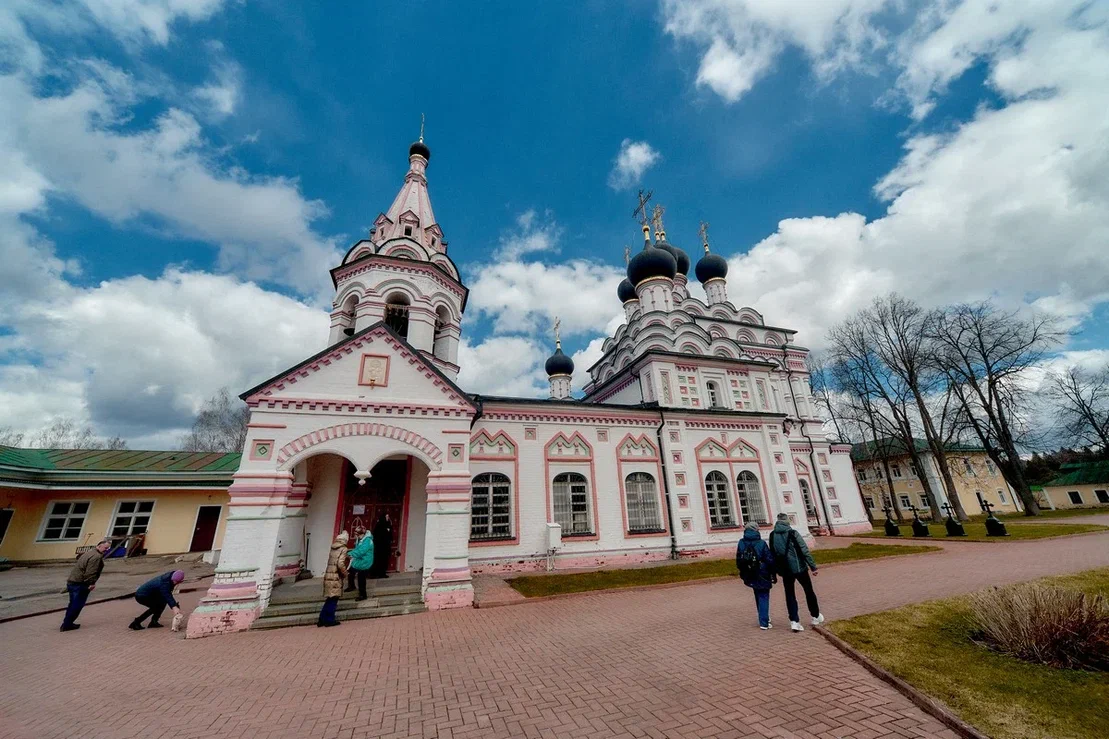 Изображение галереи