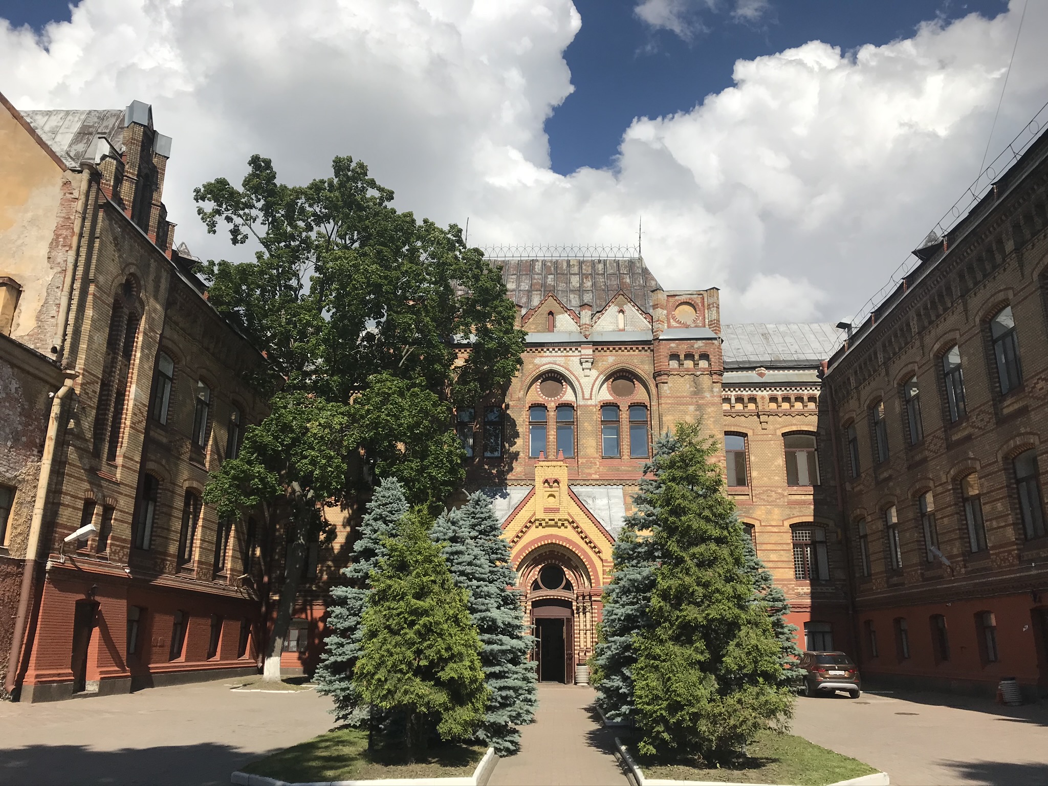 Магия белых ночей (4 дня) с одним ночным переездом Москва-Санкт-Петербург