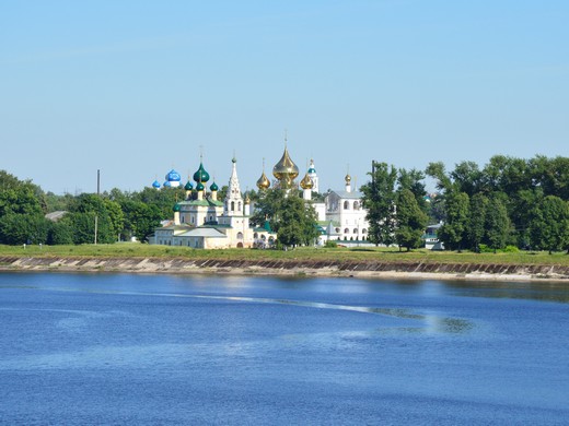 Энергия воды: Углич и Волга