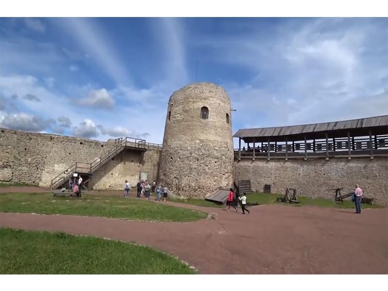 Новгородское сказание, да Псковские предания (4 дня)