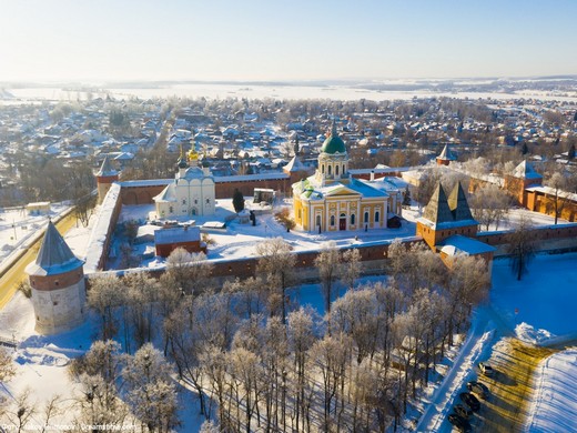 Огурец, полёт, оплот и вдохновение
